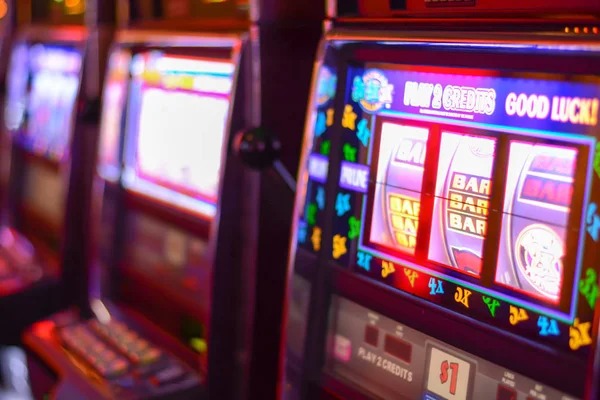 erek 92 platform interface showing sportsbook and live games